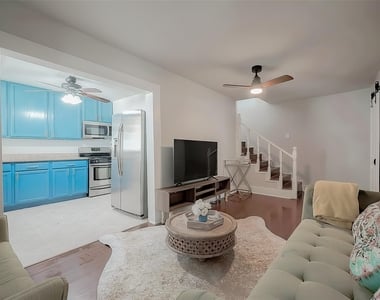 1409 Wheeler Street - Photo Thumbnail 8
