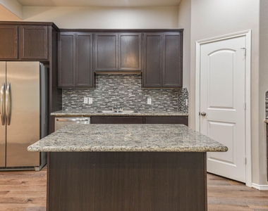 15627 Sycamore Drive - Photo Thumbnail 4