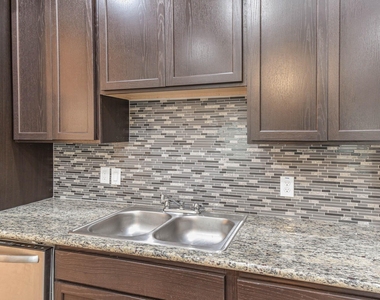 15627 Sycamore Drive - Photo Thumbnail 3