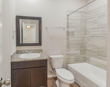 15627 Sycamore Drive - Photo Thumbnail 10