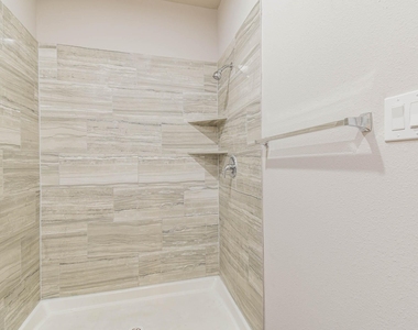 15627 Sycamore Drive - Photo Thumbnail 21
