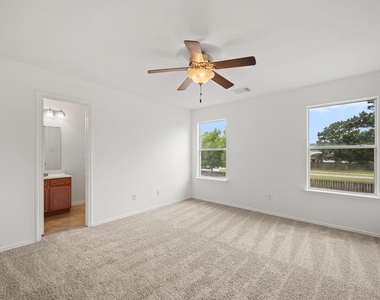 29627 Evergreen Hills Drive - Photo Thumbnail 11