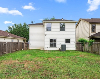 29627 Evergreen Hills Drive - Photo Thumbnail 19