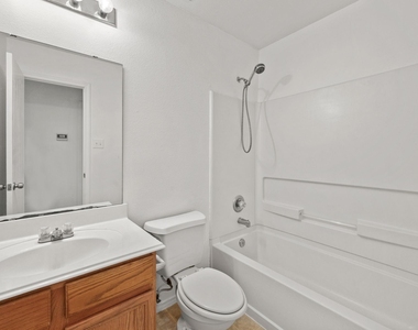29627 Evergreen Hills Drive - Photo Thumbnail 15