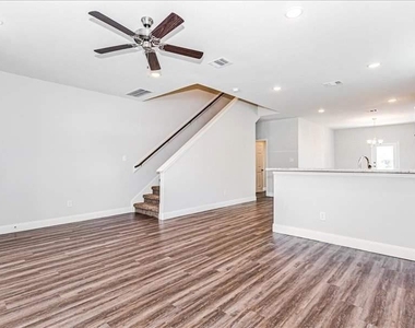 5426 E Houston Road - Photo Thumbnail 8