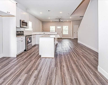 5426 E Houston Road - Photo Thumbnail 3