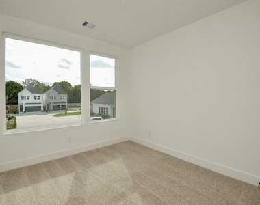 7703 Inwood Grove Lane - Photo Thumbnail 33