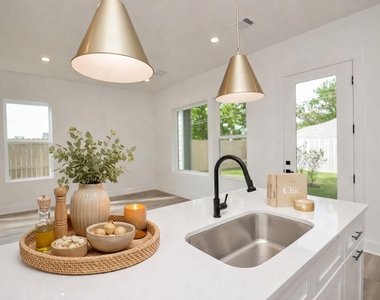 7703 Inwood Grove Lane - Photo Thumbnail 15