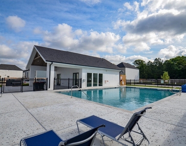 7703 Inwood Grove Lane - Photo Thumbnail 4
