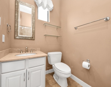 5217 Lillian Street - Photo Thumbnail 14