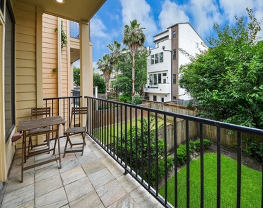 5217 Lillian Street - Photo Thumbnail 12