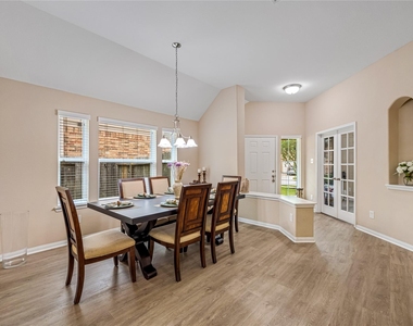 7030 Villa Mountain Lane - Photo Thumbnail 11