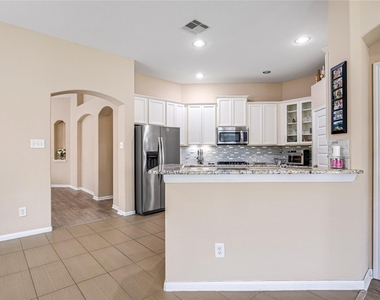 7030 Villa Mountain Lane - Photo Thumbnail 21