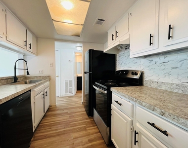 6981 Chasewood Drive - Photo Thumbnail 2