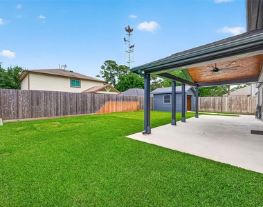 5252 Pinewood Terrace - Photo Thumbnail 46