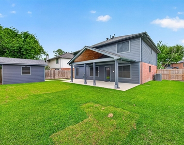 5252 Pinewood Terrace - Photo Thumbnail 47