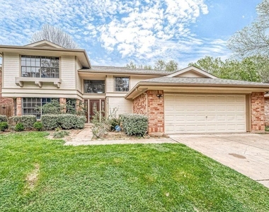 2039 Shorewood Lane - Photo Thumbnail 2
