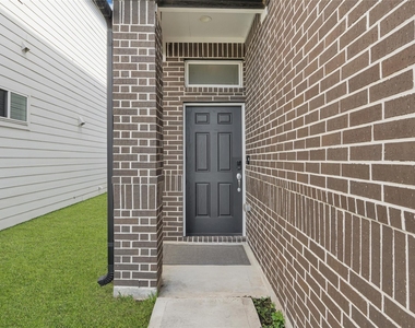 6405 Leopold Star Lane - Photo Thumbnail 2