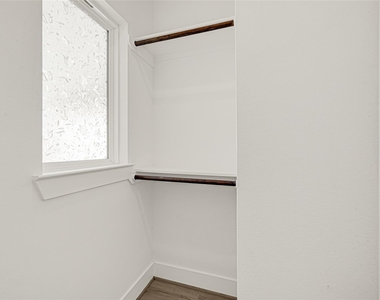 6405 Leopold Star Lane - Photo Thumbnail 15