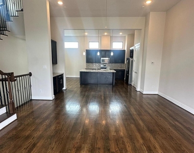 4106 Marina Street - Photo Thumbnail 5