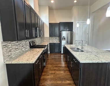 4106 Marina Street - Photo Thumbnail 6