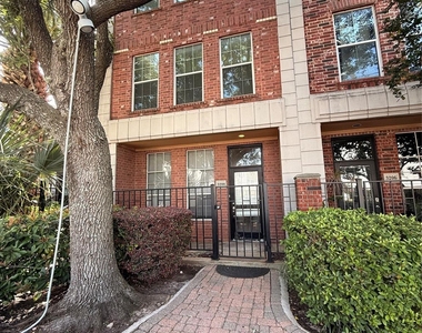 3208 Jackson Street - Photo Thumbnail 10