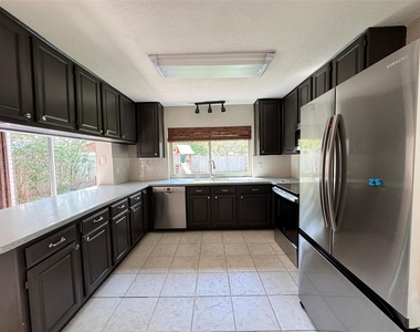 3406 Swift Creek Court - Photo Thumbnail 13