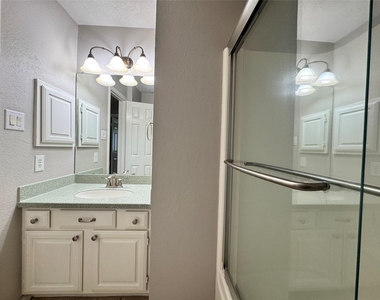 3406 Swift Creek Court - Photo Thumbnail 28