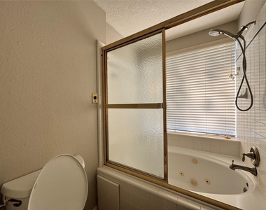 3406 Swift Creek Court - Photo Thumbnail 24