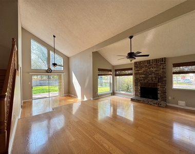 3406 Swift Creek Court - Photo Thumbnail 6