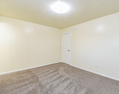 19327 Poppy Grove Lane - Photo Thumbnail 20