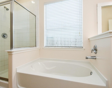 19327 Poppy Grove Lane - Photo Thumbnail 16