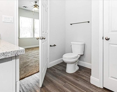 9314 Sundown Drive - Photo Thumbnail 17