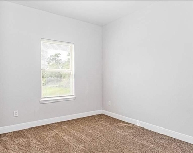 9314 Sundown Drive - Photo Thumbnail 19