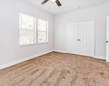 9314 Sundown Drive - Photo Thumbnail 14