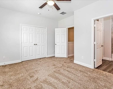 9314 Sundown Drive - Photo Thumbnail 11
