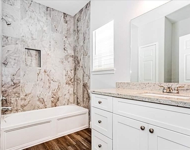 9314 Sundown Drive - Photo Thumbnail 16