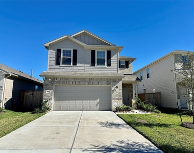 16523 Pine Arrow Drive - Photo Thumbnail 2