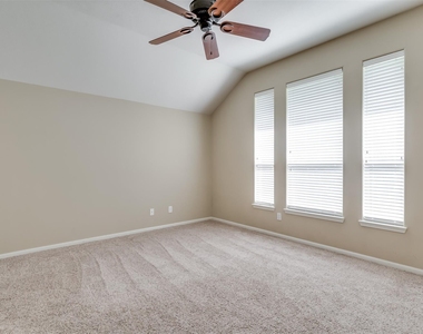 3419 La Fleur Lane - Photo Thumbnail 14