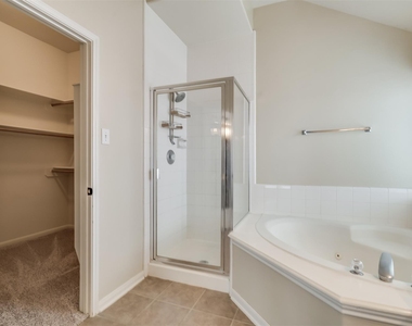 3419 La Fleur Lane - Photo Thumbnail 16