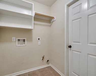 3419 La Fleur Lane - Photo Thumbnail 21