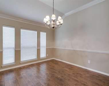 3419 La Fleur Lane - Photo Thumbnail 6