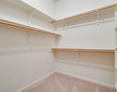 3419 La Fleur Lane - Photo Thumbnail 17