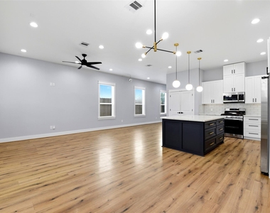 6476 Tc Jester Boulevard - Photo Thumbnail 22