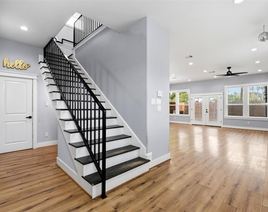 6476 Tc Jester Boulevard - Photo Thumbnail 5