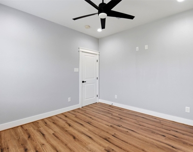 6476 Tc Jester Boulevard - Photo Thumbnail 38