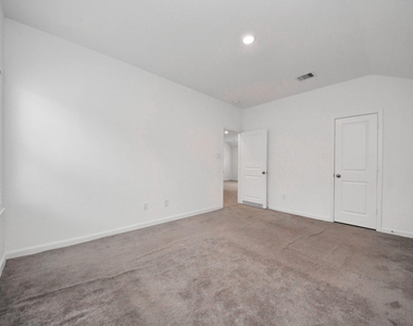 7214 Cordgrass Prairie Lane - Photo Thumbnail 22
