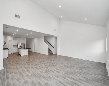 7214 Cordgrass Prairie Lane - Photo Thumbnail 11
