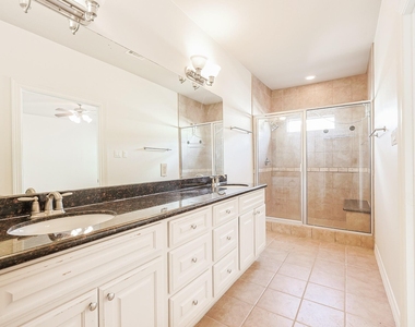2540 Prospect Street - Photo Thumbnail 18