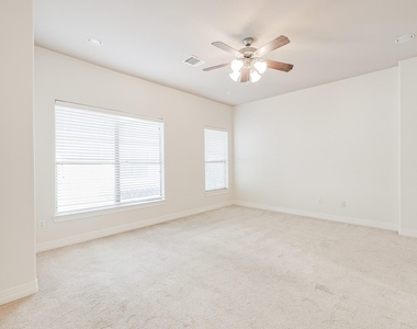 2540 Prospect Street - Photo Thumbnail 17